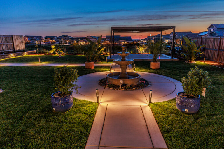 HR-photo-owner-200akashi-1-backyard-twilight